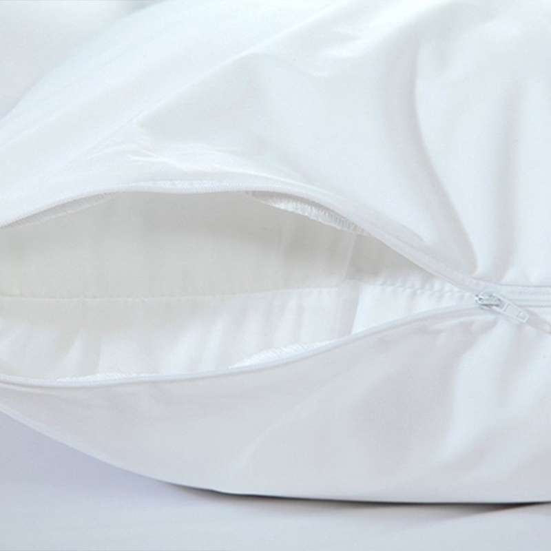 200TC Polycotton sima fehér cipzáras párnavédő szálloda